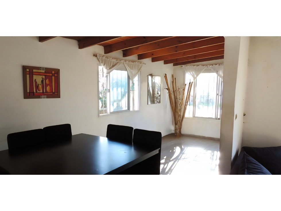 Calle 124 e/ 14 y 15, Berisso- Casa en Venta - 1