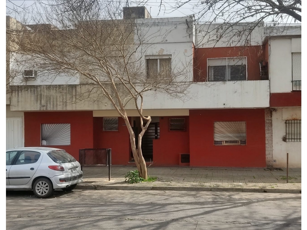 PH 1 dormitorio y patio - La Plata - 1