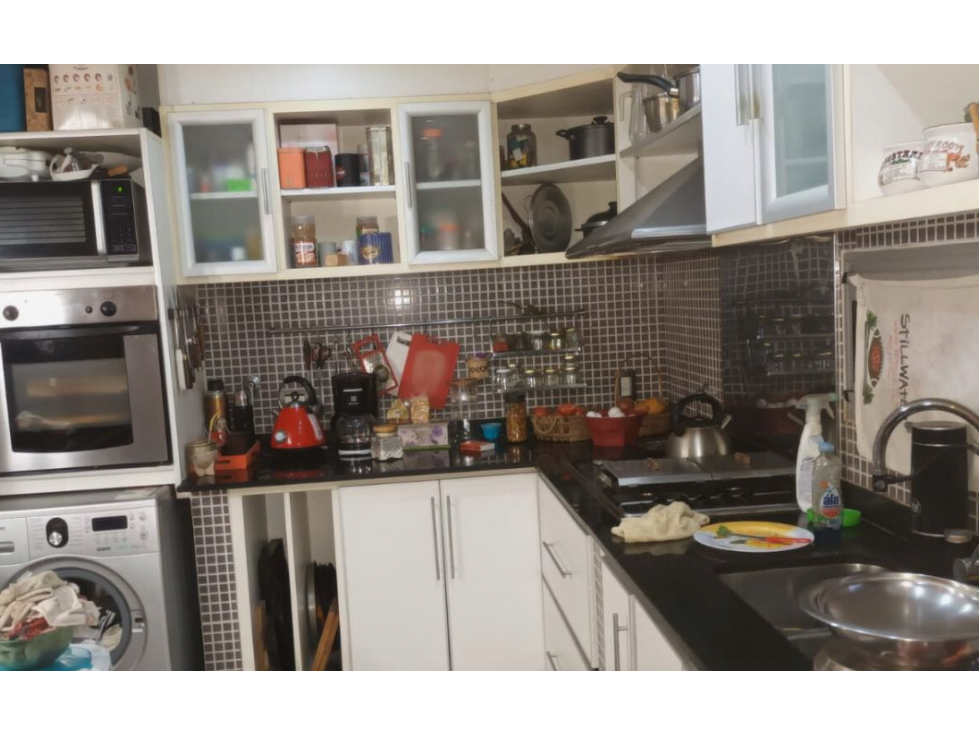 Casa 5 dormitorios con 2 viviendas y cocheras Ringuelet — foto 3