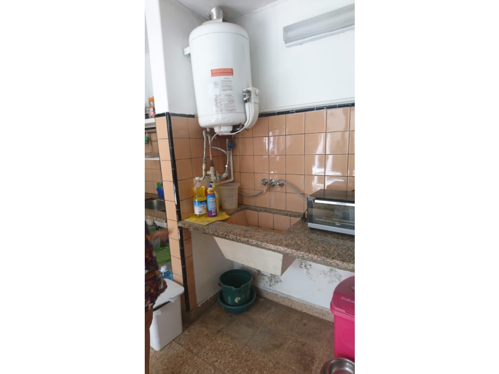 Casa de 3 dormitorios con quincho y garaje Centro de La Plata — foto 4