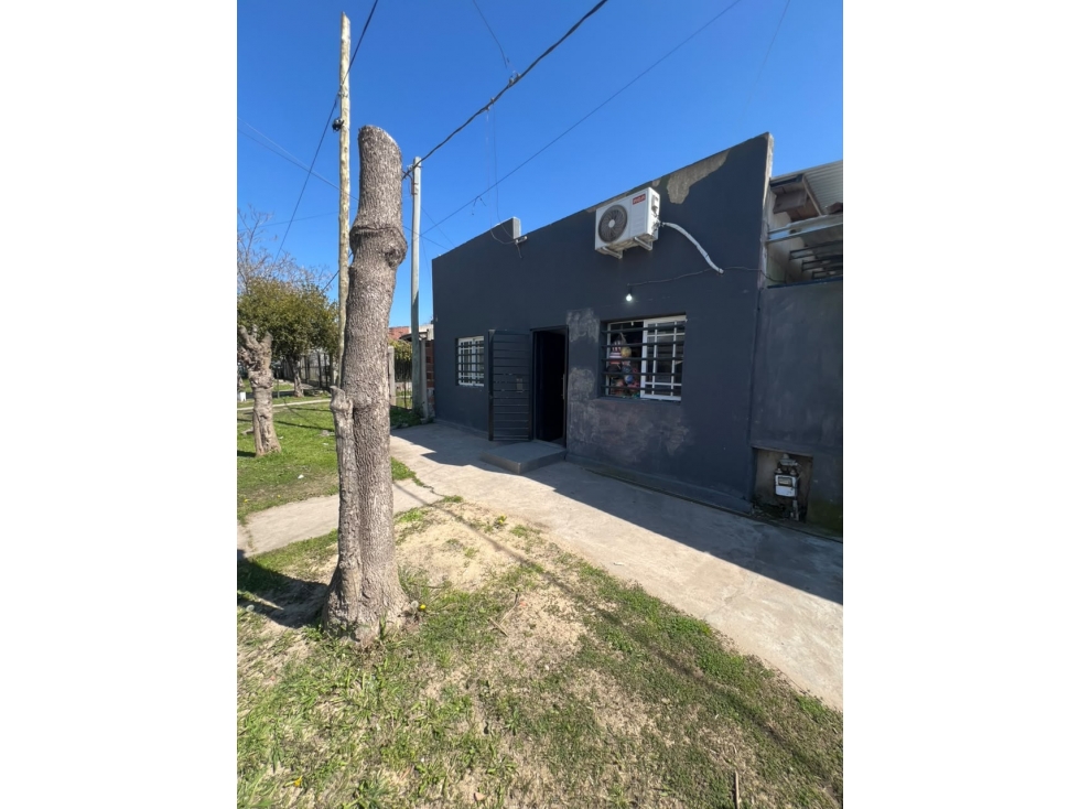 4 propiedades en un lote de 576 m² Berisso - 4