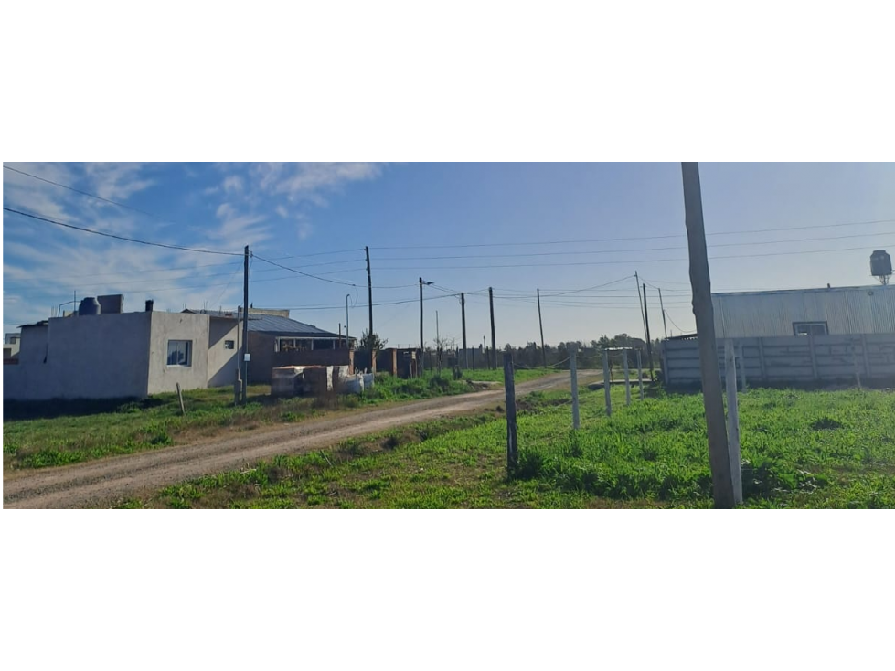 Terrenos en Village Montoro a pasos del centro.- Calle 607 y 16 - 3