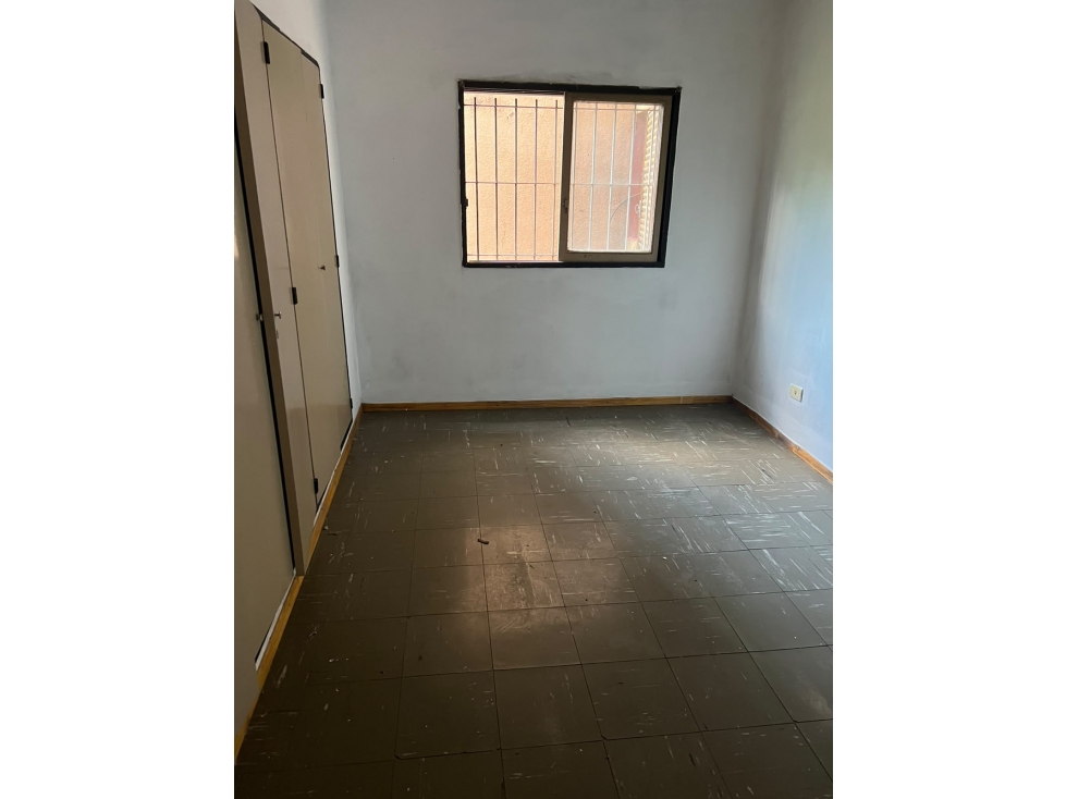 Departamento de 2 dormitorios con balcón-La Plata — foto 4