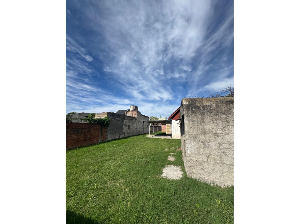 PH Interno con casa, C. 77 e 22 y 23, todos los servicios. - 4