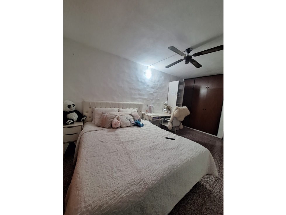 Casa con un departamento y salon a metros del río de playas de oro - 6