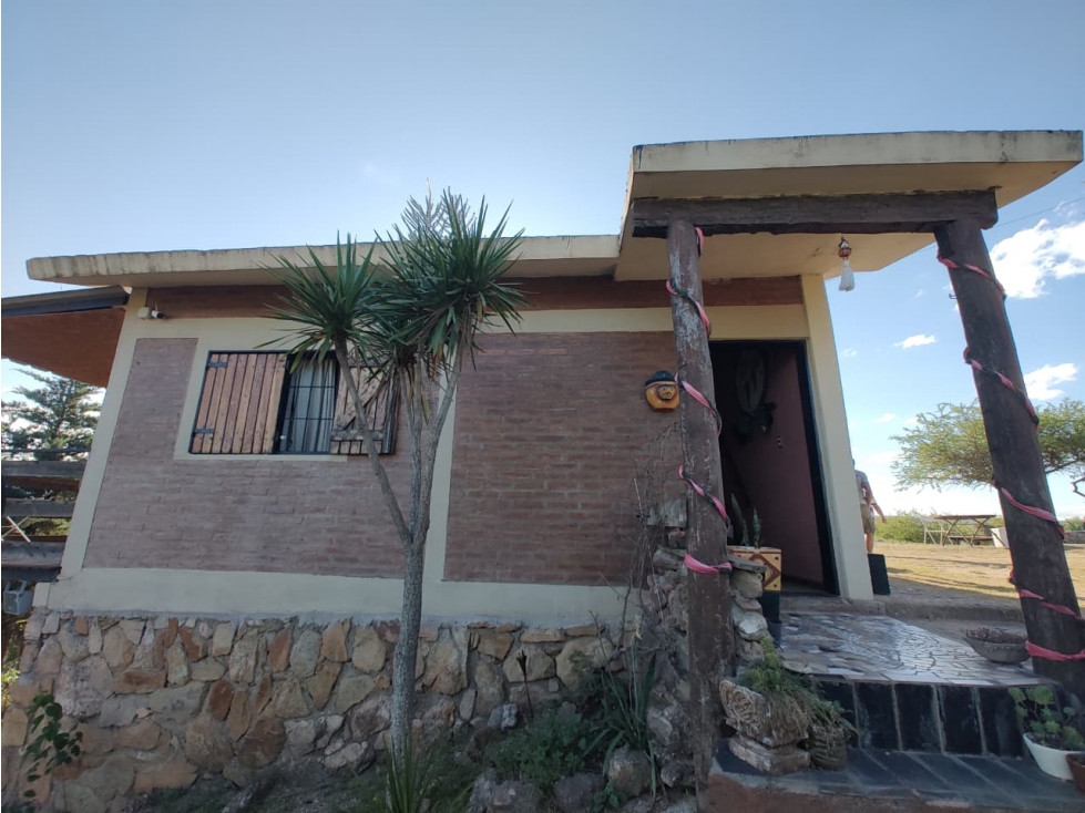 En venta Casa con Pileta en Estancia Vieja - 2