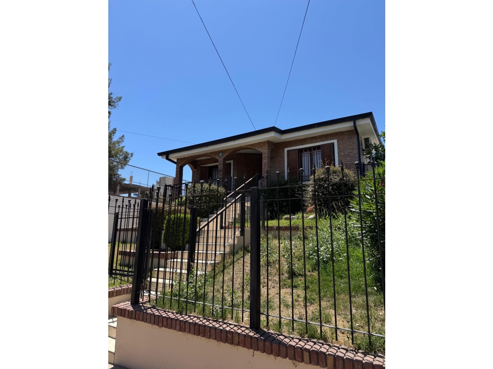 En venta casa en Villa Carlos Paz - 2