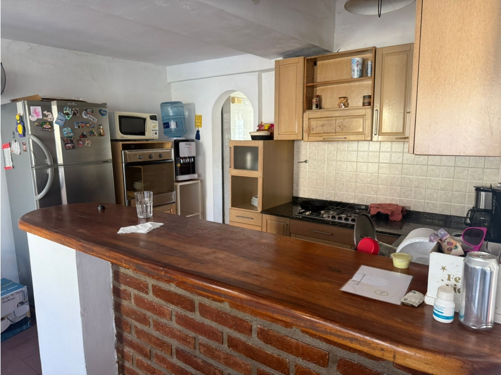Casa de tres dormitorios con pileta y gas natural en villa carlos paz - 4