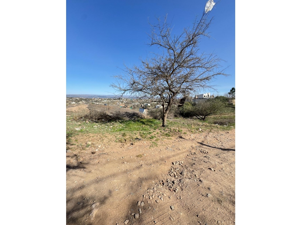 Oportunidad Lote de 888m2 - 3
