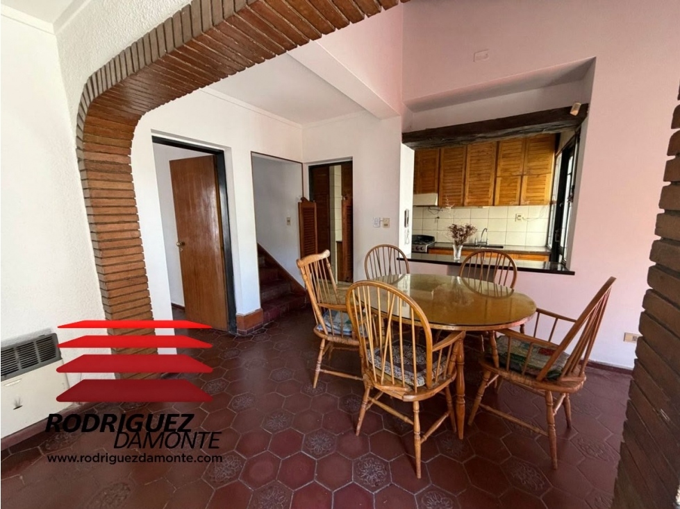 CASA EN VENTA | CALLE URUGUAY, CIUDAD DE MENDOZA - 4