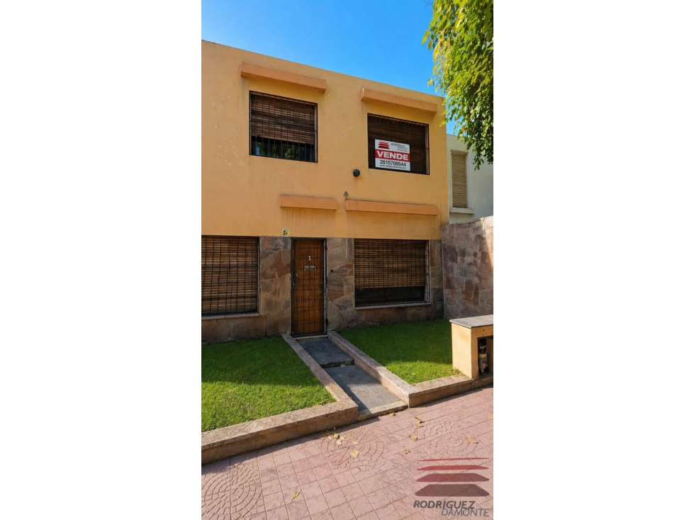 CASA EN VENTA SAN MARTÍN SUR 324 | GODOY CRUZ - 2