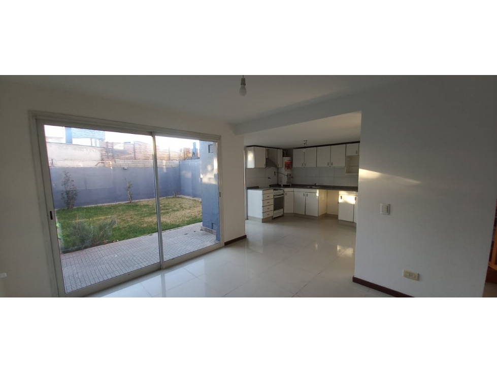 Alquiler Duplex 3 Dormitorios complejo Privado Guaymallen Mendoza - 4