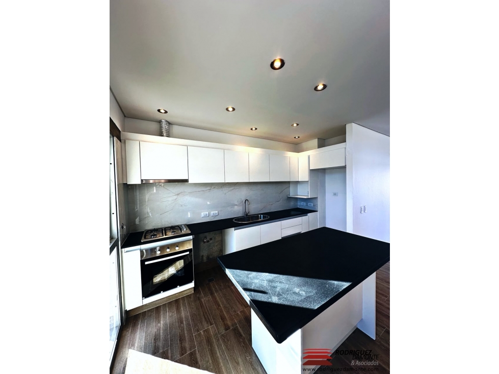 VENTA CASA A ESTRENAR EN BARRIO LAR DE TERRADA LUJÁN DE CUYO - 6