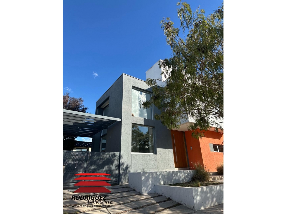 Alquiler Casa 3 Suites en Barrio La Bastilla, Mendoza — foto 2