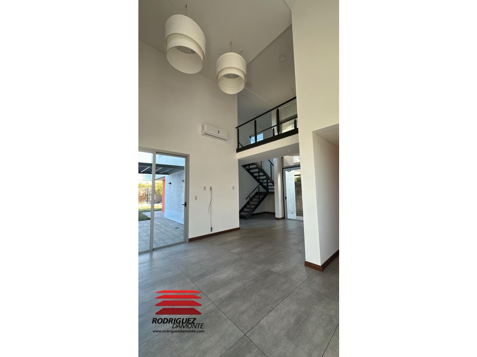 Alquiler Casa 3 Suites en Barrio La Bastilla, Mendoza — foto 3