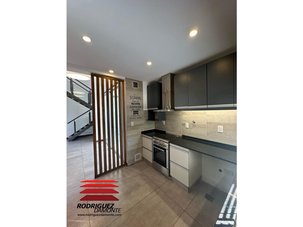 Alquiler Casa 3 Suites en Barrio La Bastilla, Mendoza — foto 6