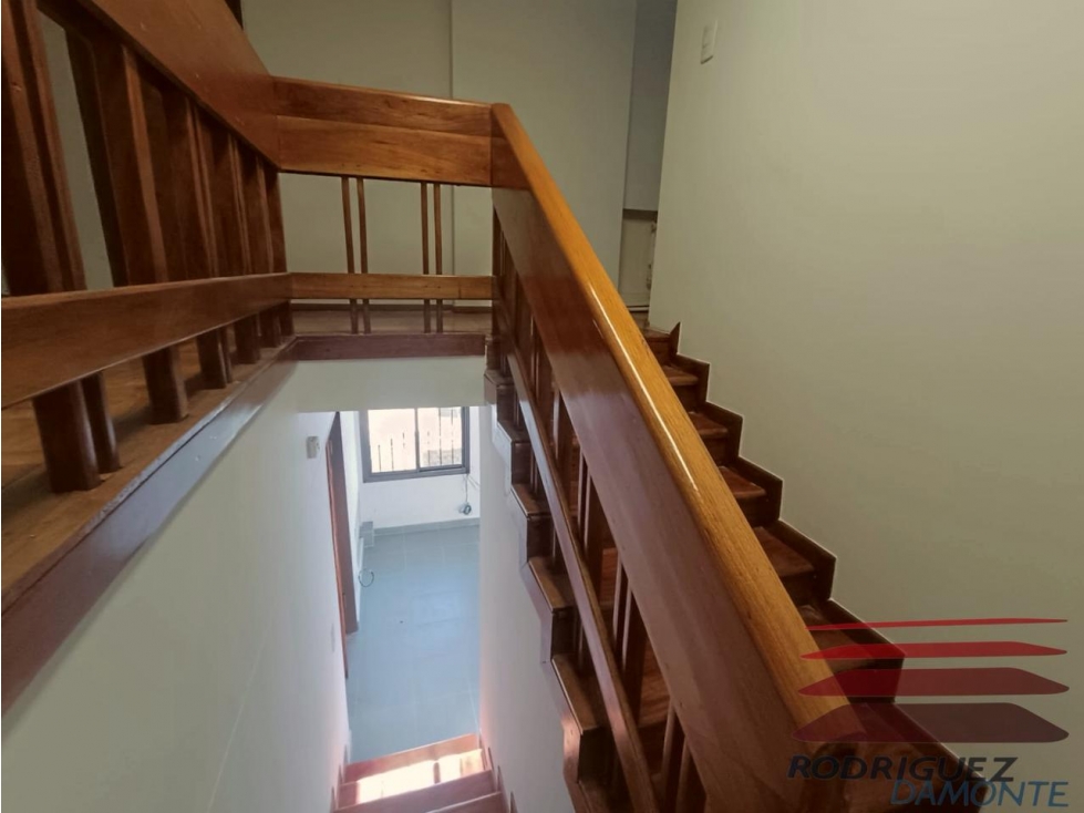 Casa Venta Dorrego 3 Dorm. Dependencia Mendoza - 6