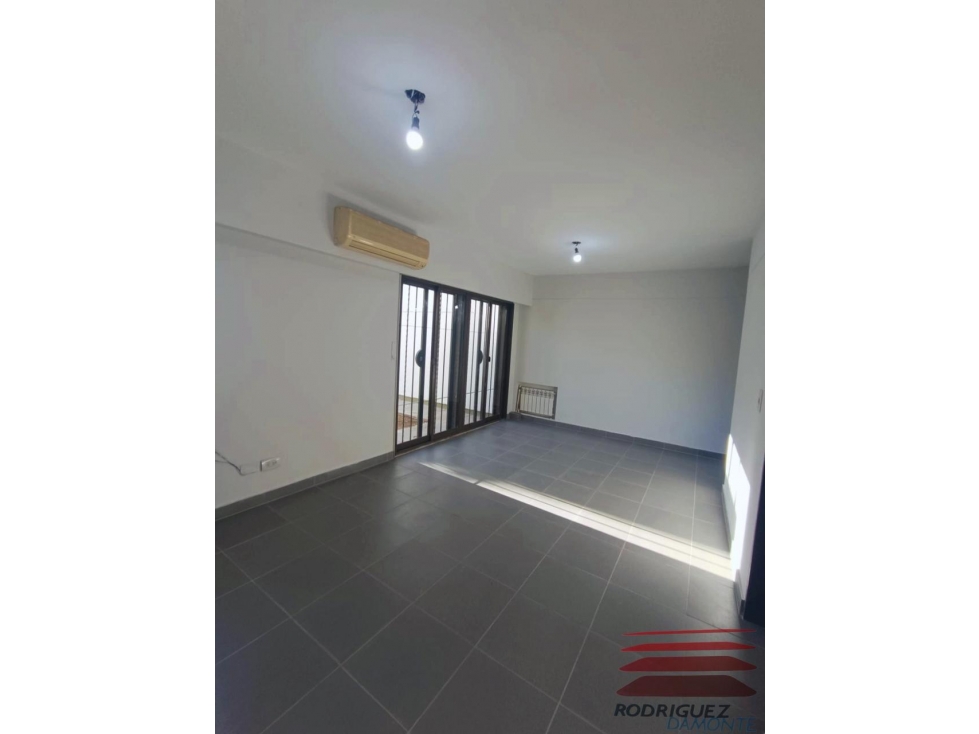 Casa Venta Dorrego 3 Dorm. Dependencia Mendoza - 4