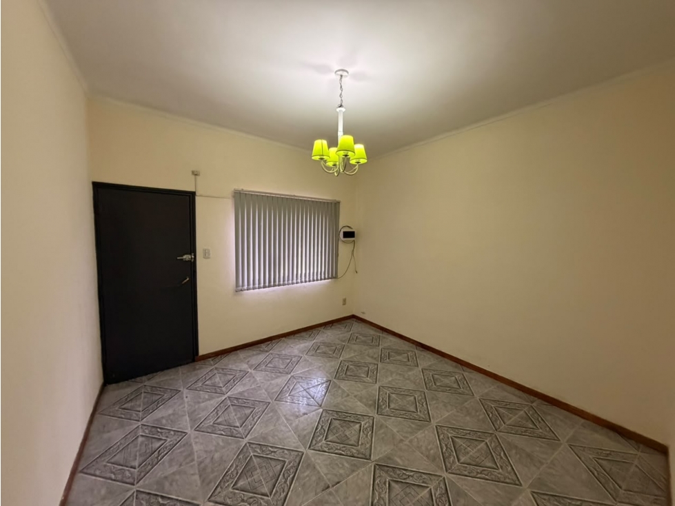 Casa de 2 dormitorios con cochera en alquiler Nueva Ciudad Guaymallén — foto 4