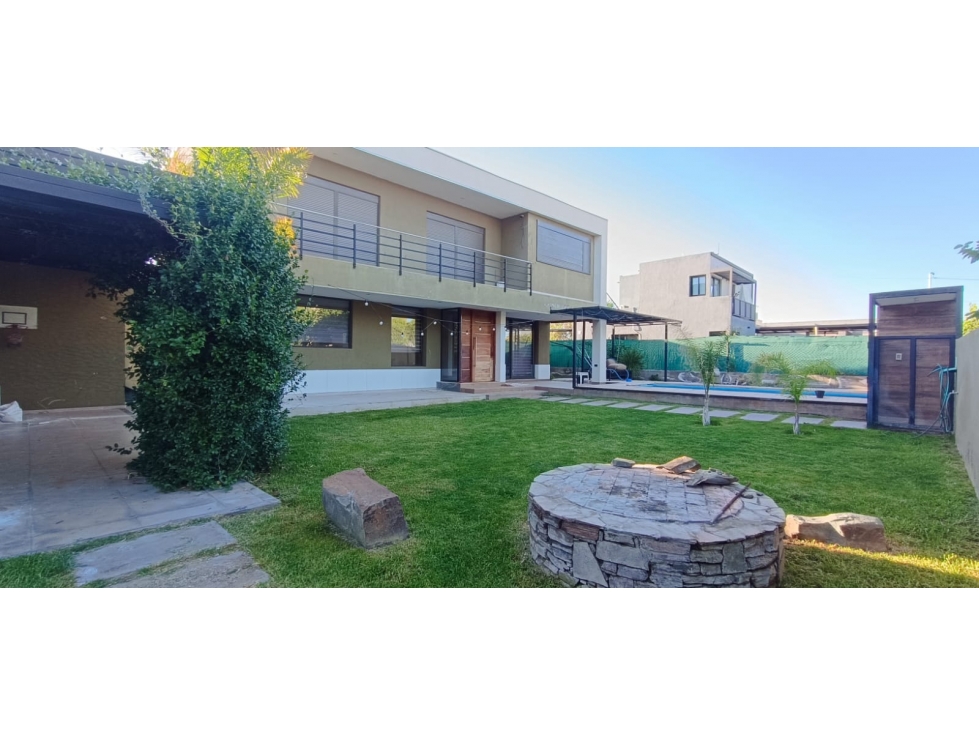 Casa en Venta La Yaya Quincho, Piscina y Vista Montaña - 1