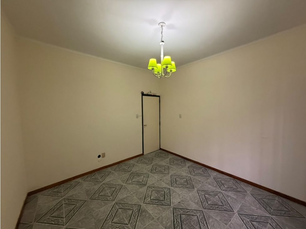 Casa de 2 dormitorios con cochera en alquiler Nueva Ciudad Guaymallén — foto 3