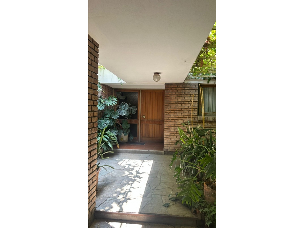 CASA DE CATEGORIA EN SEXTA - 2