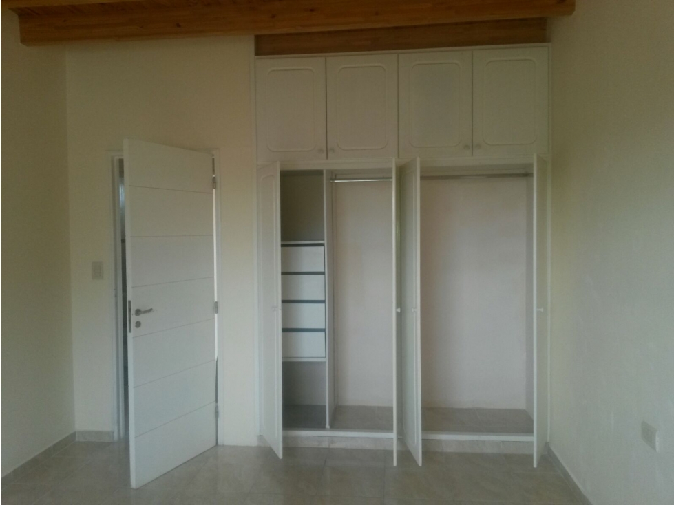 EXCELENTE DUPLEX GODOY CRUZ - 4