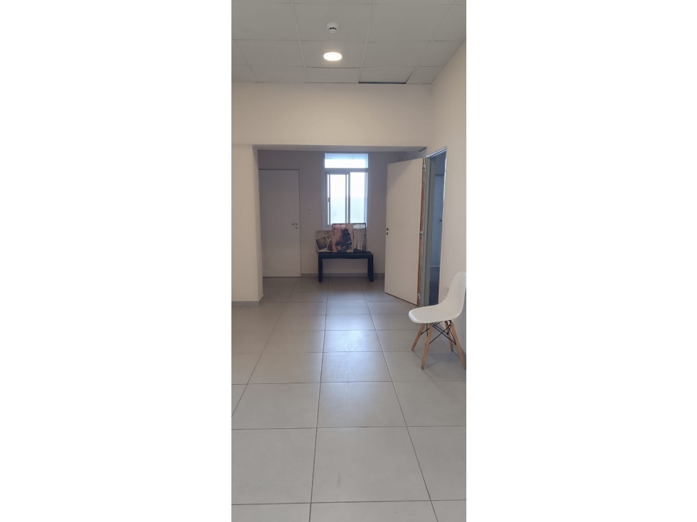 OFICINAS EN ALQUILER - 1