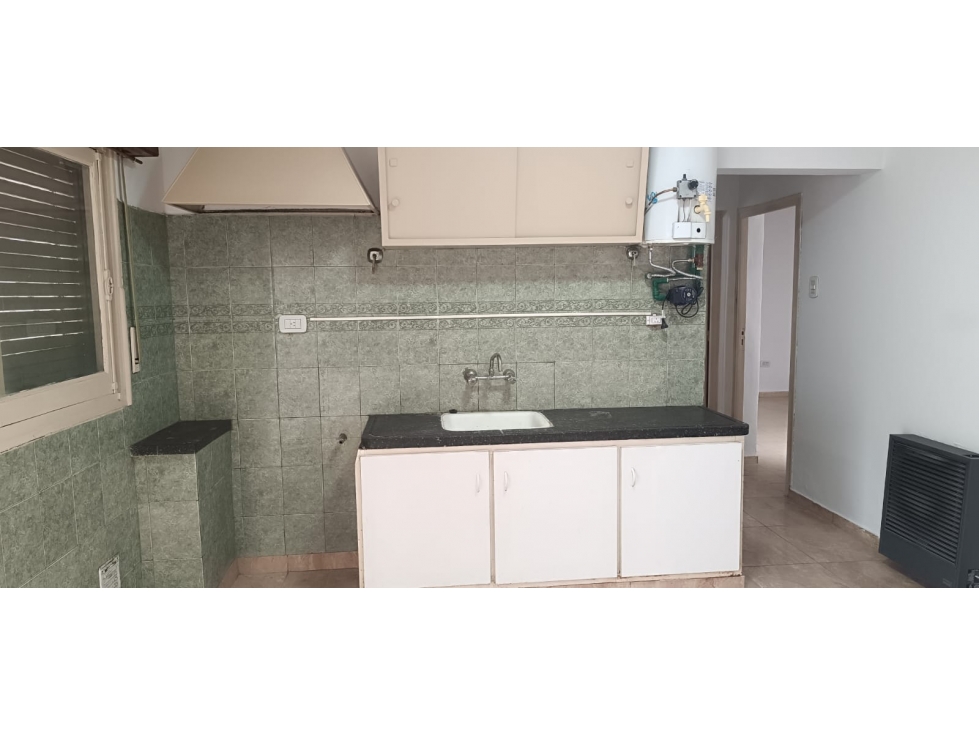 Casa en alquiler sobre Avenida Libertador - 4
