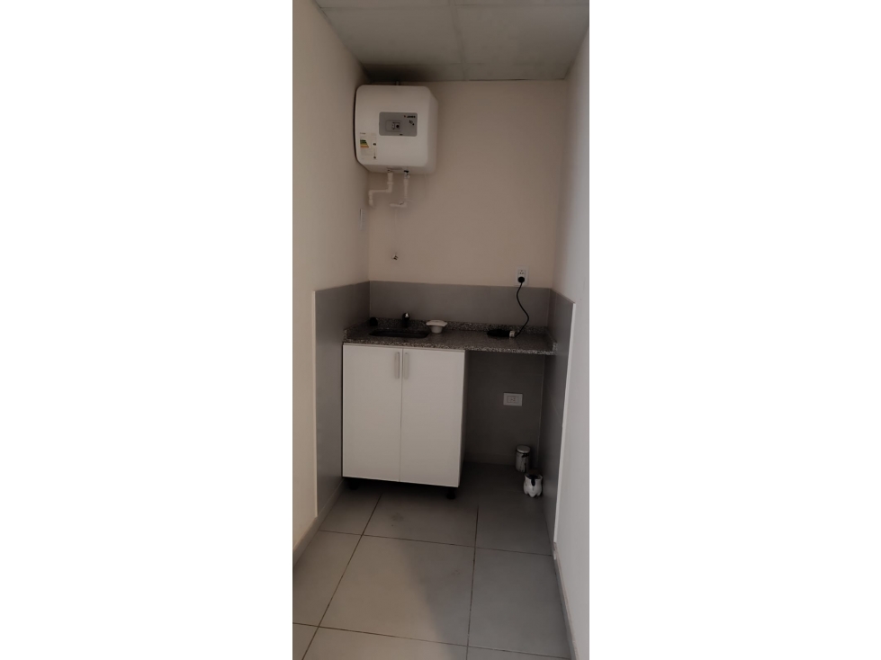 OFICINAS EN ALQUILER - 6