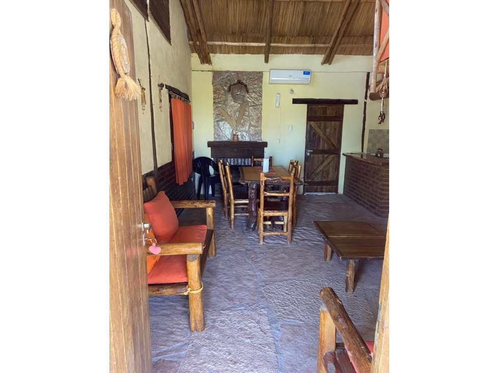 Complejo de 2 cabañas EN VENTA - 6