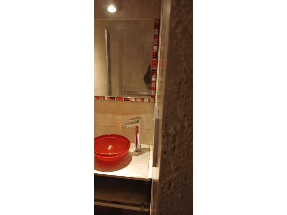 Departamento en excelente zona - 6