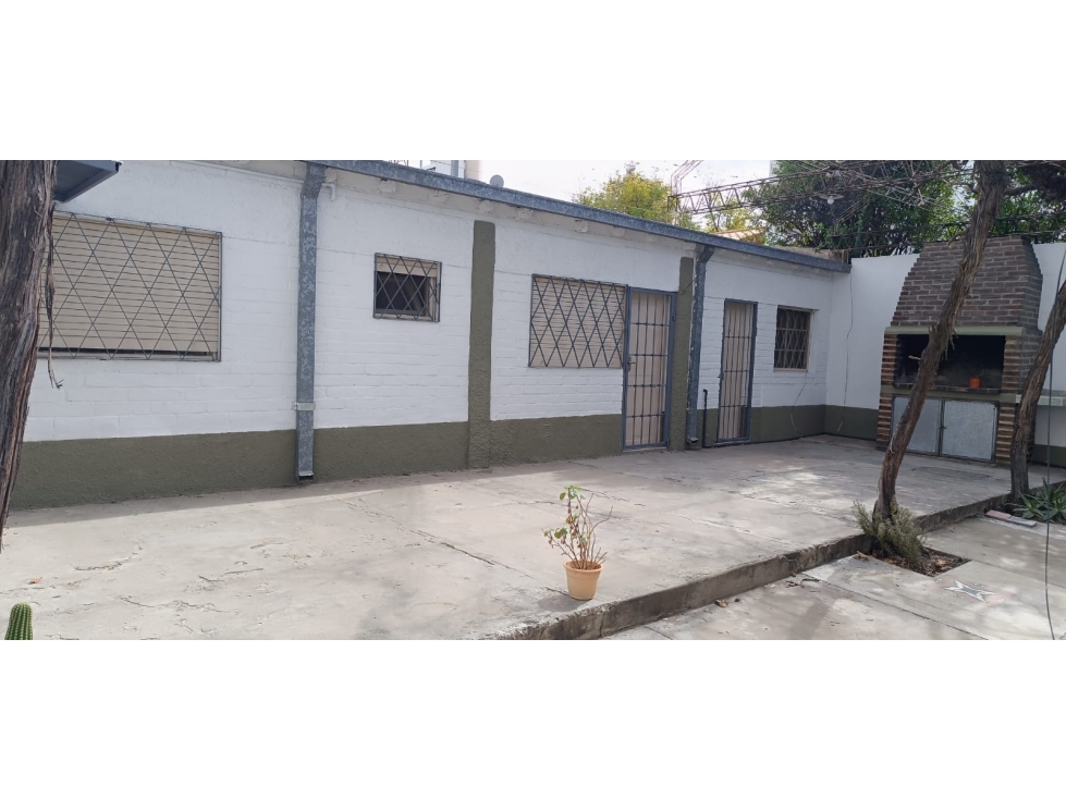 Casa en alquiler sobre Avenida Libertador - 2