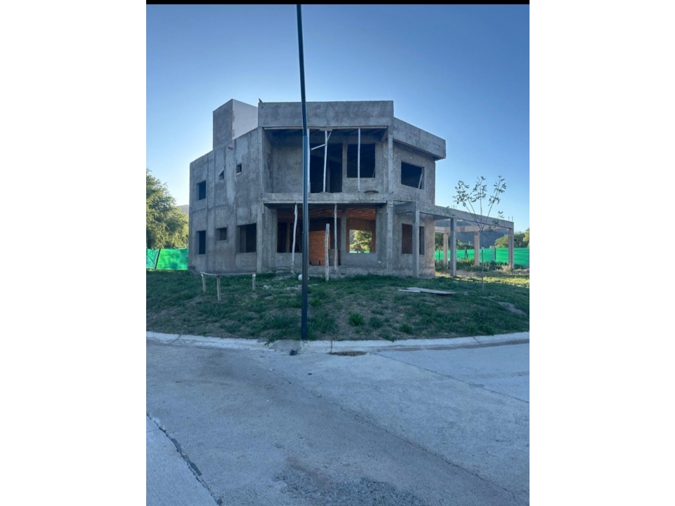 CASA A ESTRENAR (PRONTO A TERMINAR)B° PRIVADO JUANA KOSLAY, SAN LUIS - 1