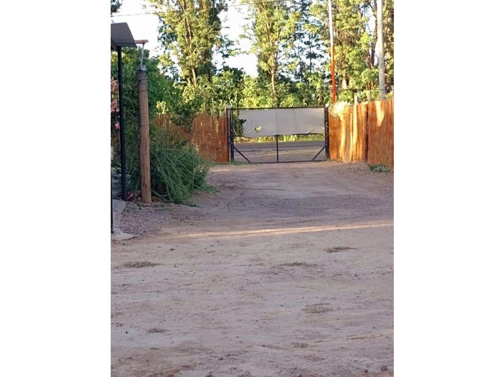 VENTA DE CASA CON AMPLIO TERRENO- SANTA MARIA DE ORO, RIVADAVIA - 6