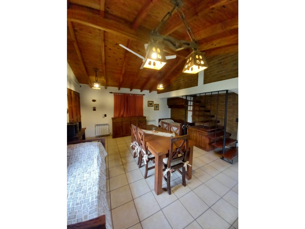VENTA CHALET CON PISCINA Y PARQUIZADO- LAS COMPUERTAS, LUJAN DE CUYO. — foto 4