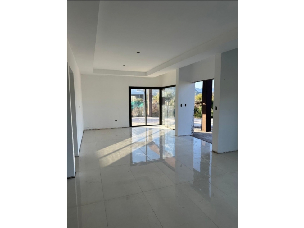 VENTA DE CASA EN B° LA PANCHA 3- JUANA KOSLAY , SAN LUIS - 2