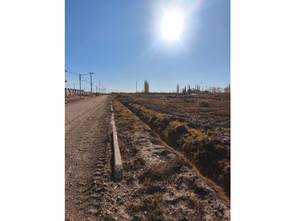 VENTA DE EXCELENTES LOTES EN B° "EL MIRADOR DEL SUR", RIVADAVIA- MZA - 4