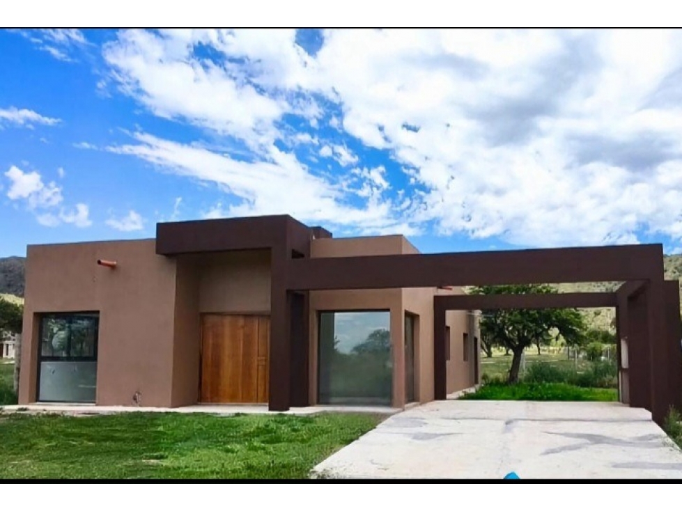 VENTA DE CASA EN B° LA PANCHA 3- JUANA KOSLAY , SAN LUIS - 1