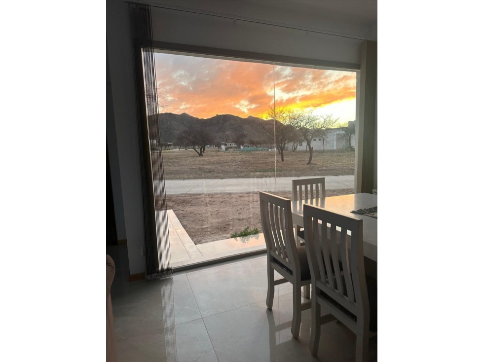 VENTA CASA CON HERMOSA VISTA EN B° PRIVADO JUANA KOSLAY, SAN LUIS - 2