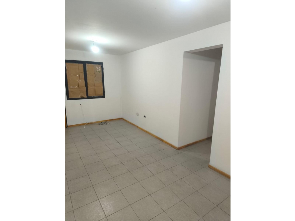 VENTA DPTO FRONTAL UBICACION PRIVILEGIADA - CALLE LAVALLE,GODOY CRUZ - 3