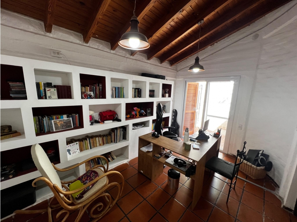 Encantadora Casa con Comodidad, Estilo y Ubicación Inmejorable - 4