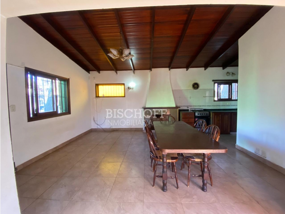 CASA DE 3 AMBIENTES A METROS DE LA AVENIDA 3, TODOS LOS SERVICIOS. - 5