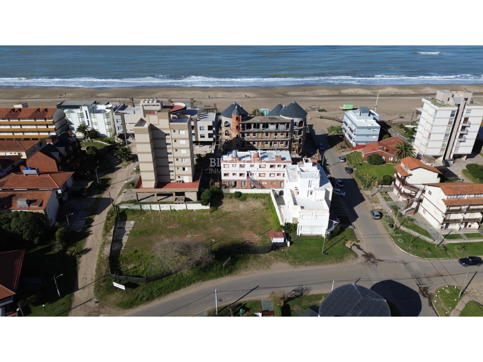 TERRENO MULTIFAMILIAR, ZONA CENTRO, A MTRS DEL MAR - 5
