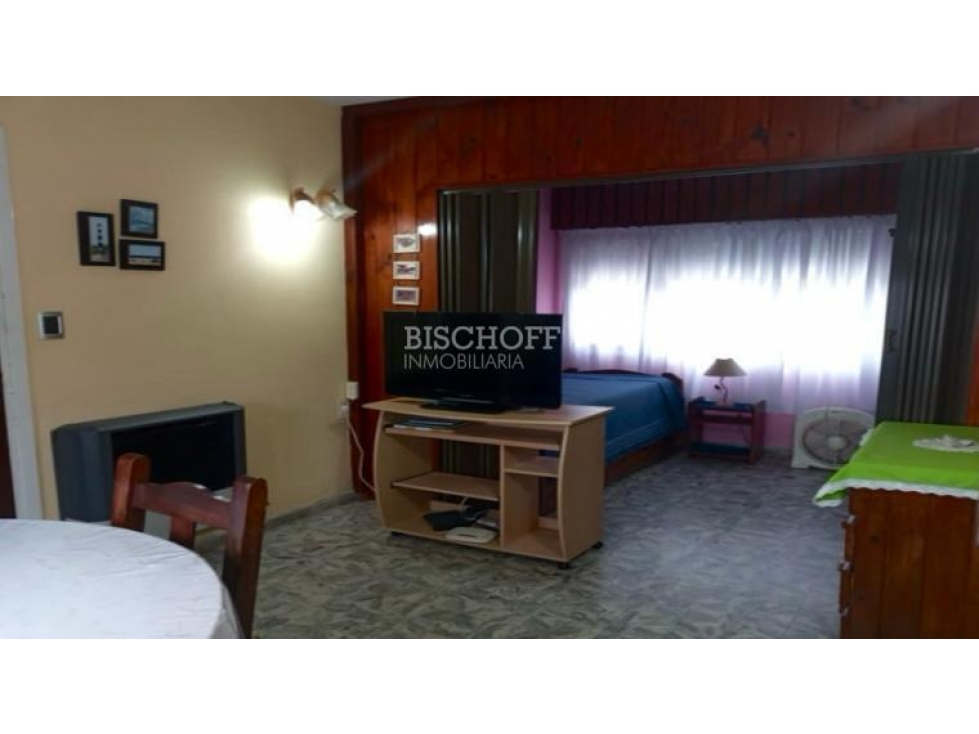 DEPARTAMENTO DE 2 AMBIENTES CON COCHERA — foto 3