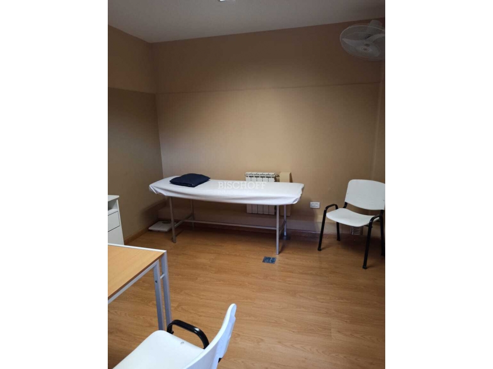 VENTA DE IMPORTANTE POLICLINICA EN VILLA GESELL - 5