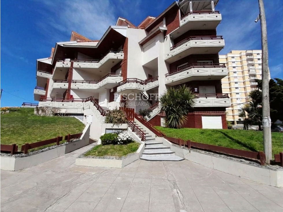DEPARTAMENTO DE 2 AMBIENTES CON COCHERA CON VISTA AL MAR