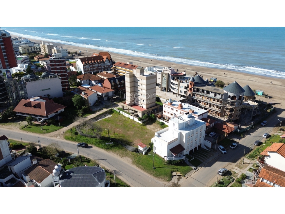 TERRENO MULTIFAMILIAR, ZONA CENTRO, A MTRS DEL MAR - 6