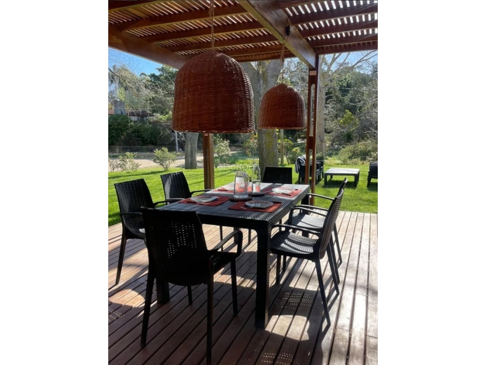 EXCELENTE CASA DE 4 AMBIENTES EN BARRIO NORTE — foto 3