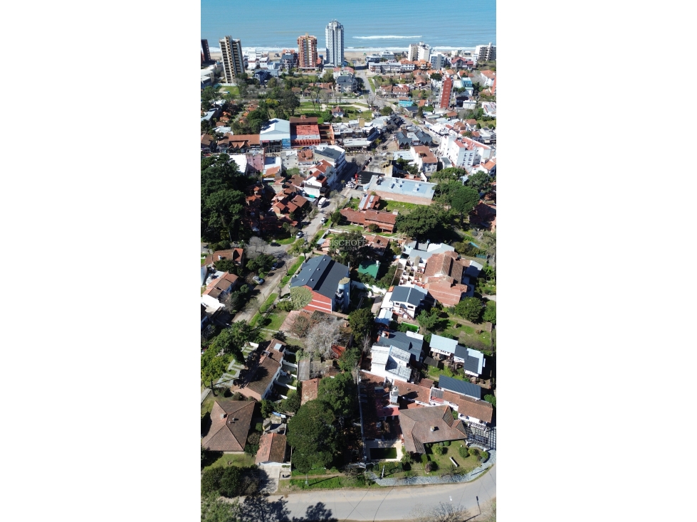 EXCELENTE TERRENO MULTIFAMILIAR, ZONA CENTRO, VILLA GESELL - 5